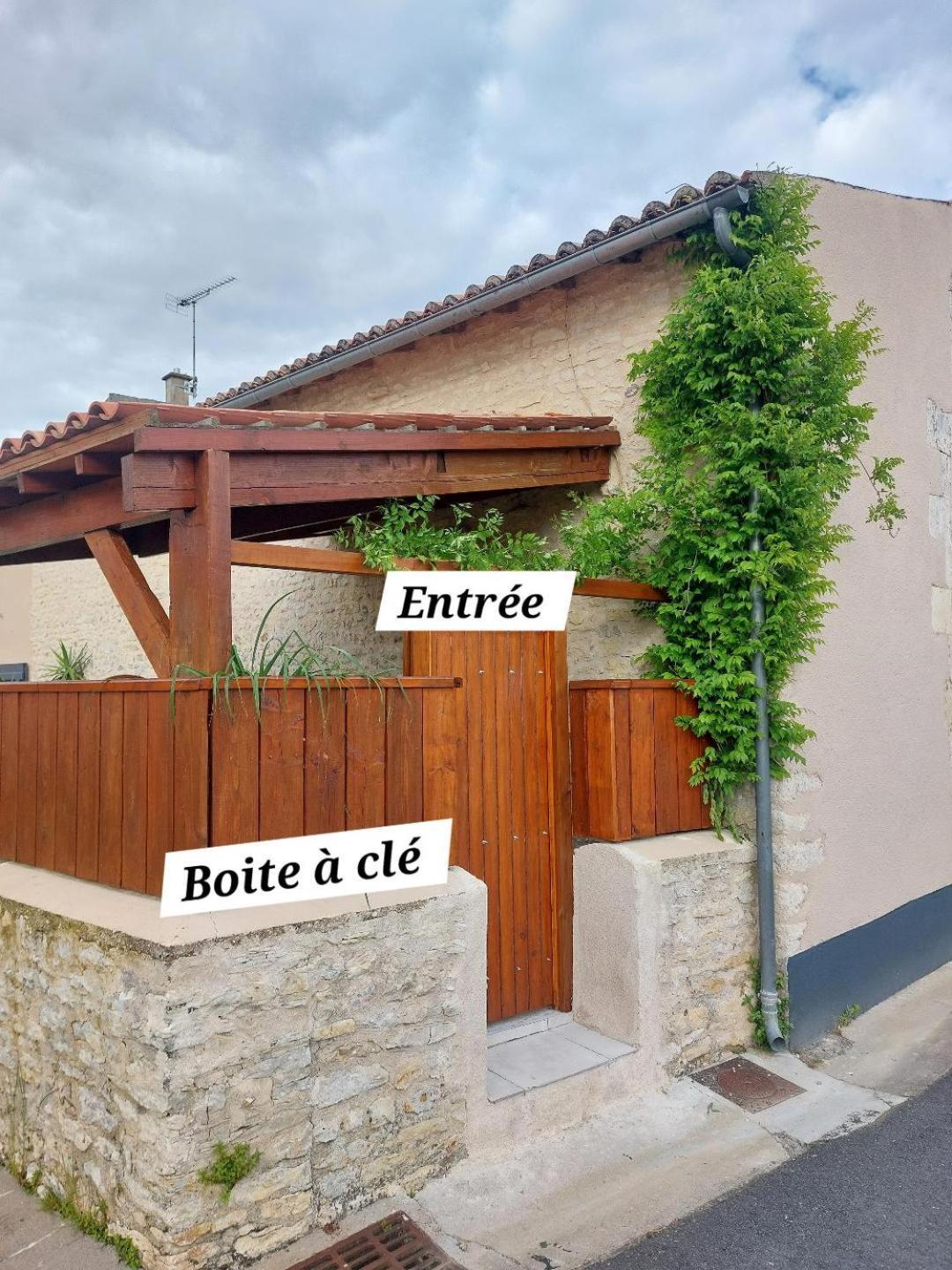 Les Petits Jardins De Cisse Chambre De Charme Eksteriør bilde